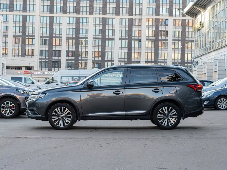 Mitsubishi Outlander 2018