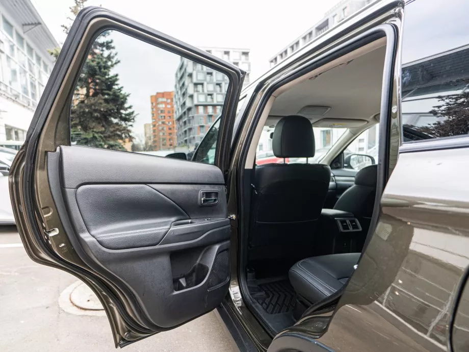 Mitsubishi Outlander 2019