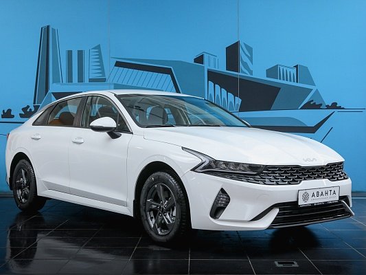 kia k5 white 2 classic